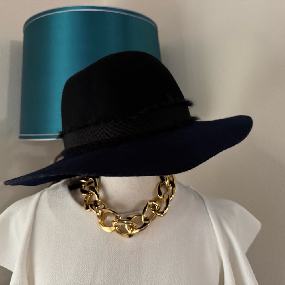 Zara Black and Blue Hat